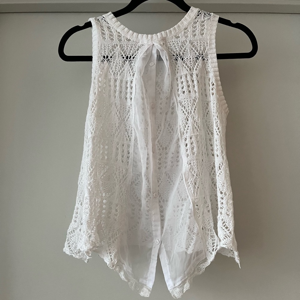 Rewind | Open Knit Crochet Button Back Top | White | XS - Picture 2 of 2